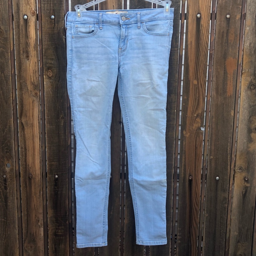 Hollister jeans